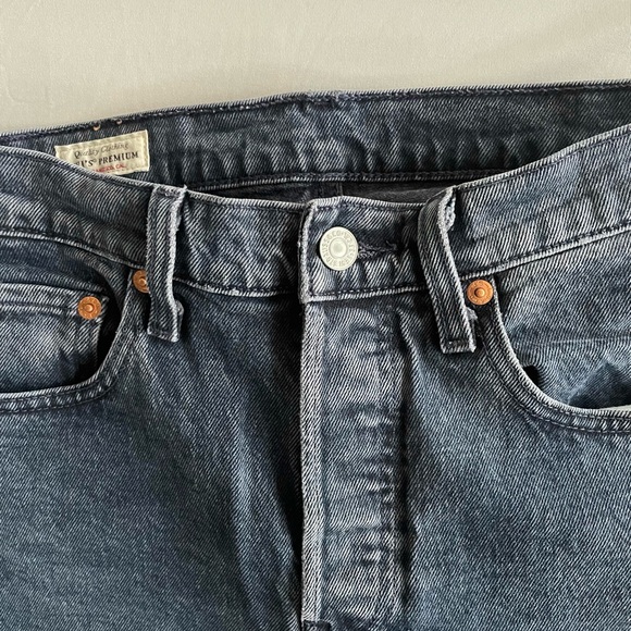 Levi’s Button Fly Jeans - Picture 5 of 10